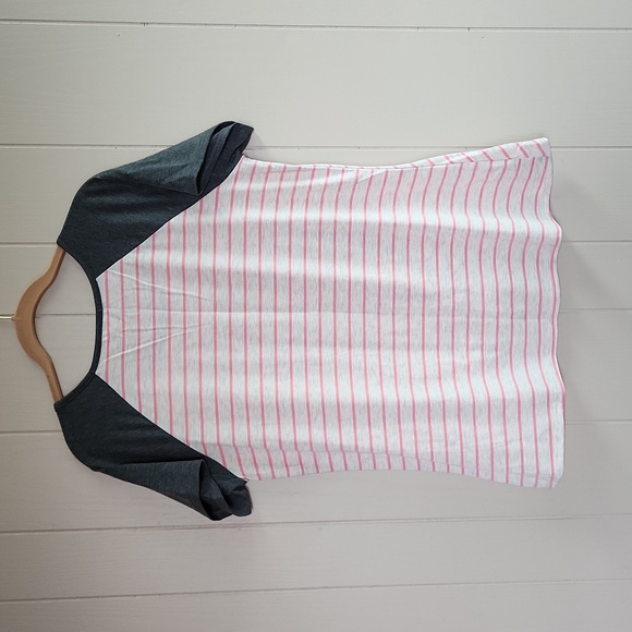 Maurices "Hello Happy" tee - Picture 6 of 6